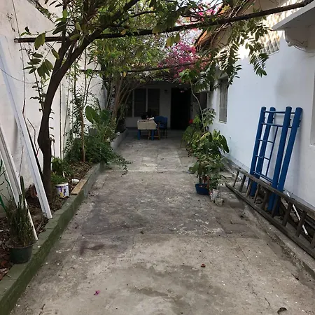 Hostal Los Abuelos Colombianos *