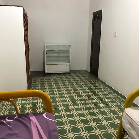 Hostal Los Abuelos Colombianos Guest house